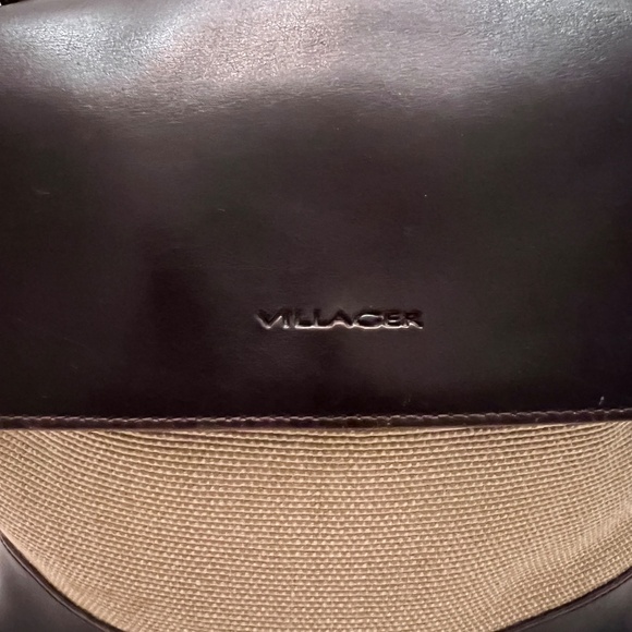 Liz Claiborne Shoulder Bag - Picture 3 of 3